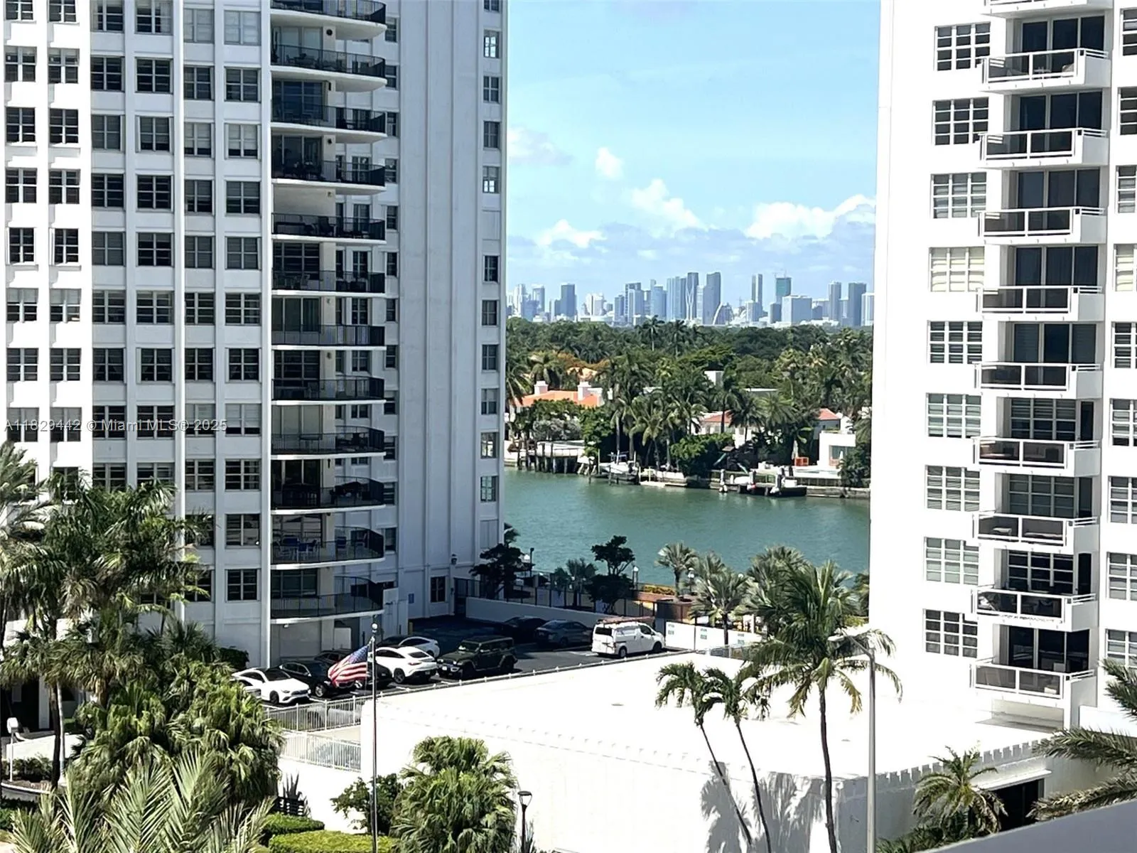 Miami Beach, Florida 33140, United States, 2 Bedrooms Bedrooms, ,2 BathroomsBathrooms,Residential,Active,159553