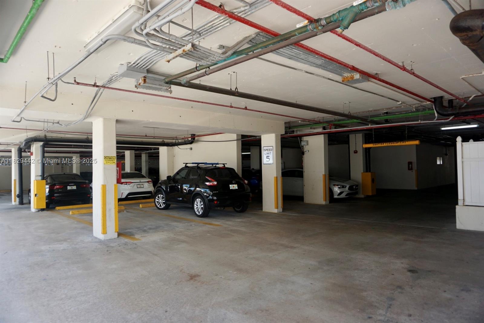 LEXCELLENCE CONDO - Residential