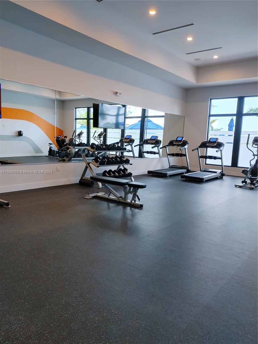 VIA VENTURA NEIGHBORHOOD - Residential Lease