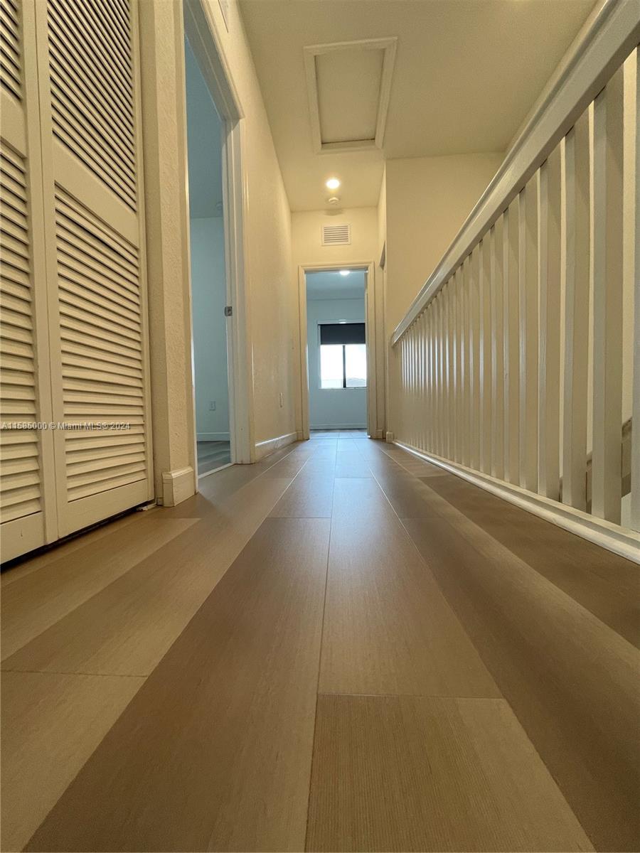 VIA VENTURA NEIGHBORHOOD - Residential Lease