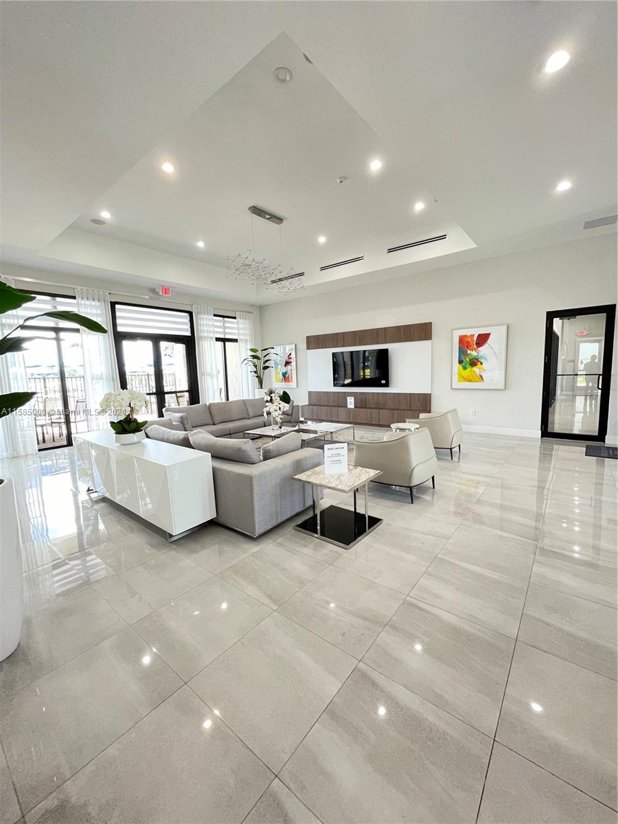 VIA VENTURA NEIGHBORHOOD - Residential Lease