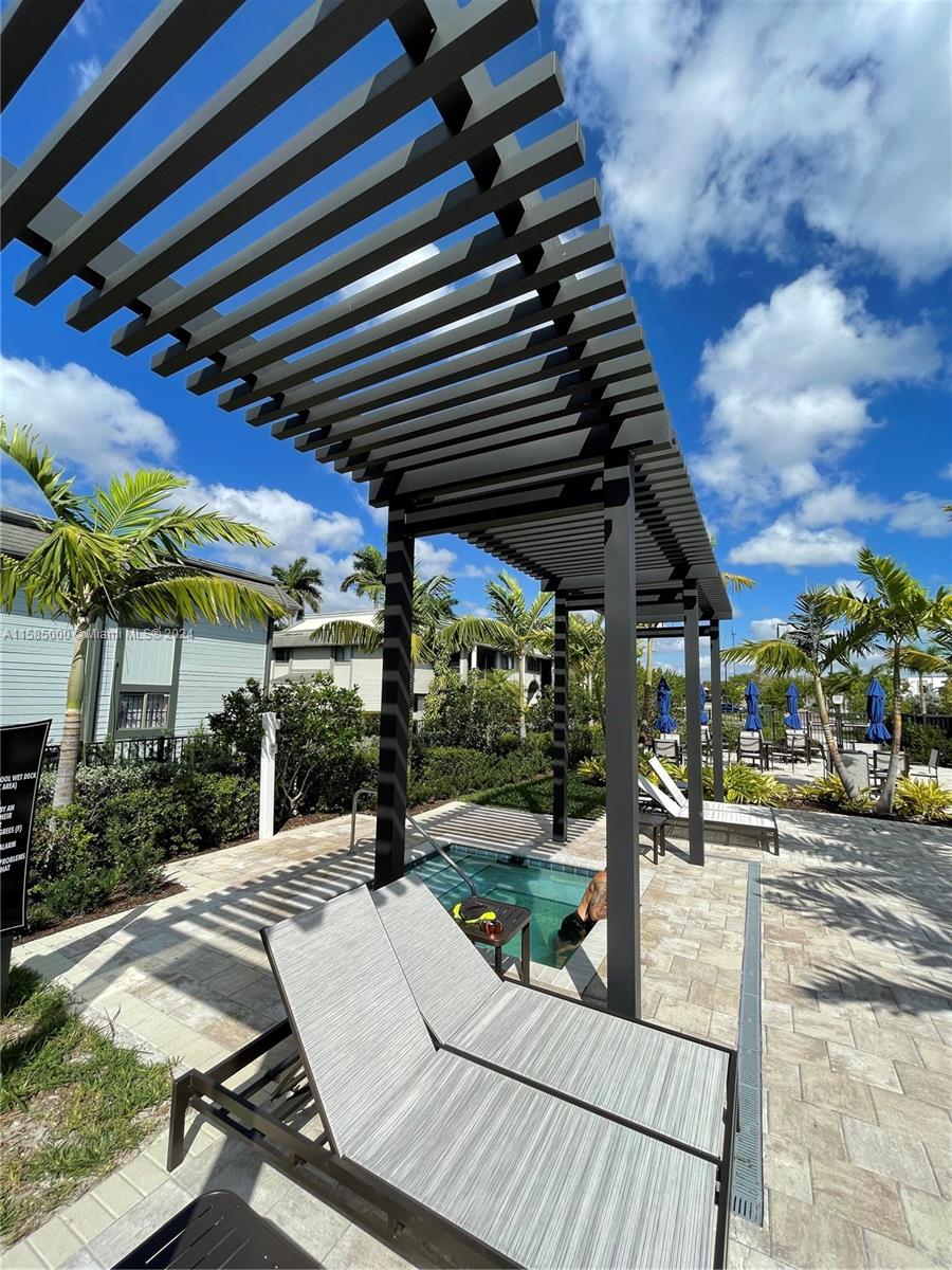 VIA VENTURA NEIGHBORHOOD - Residential Lease
