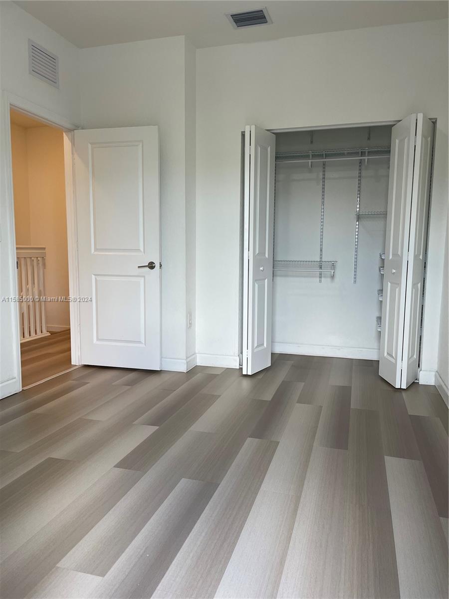 VIA VENTURA NEIGHBORHOOD - Residential Lease
