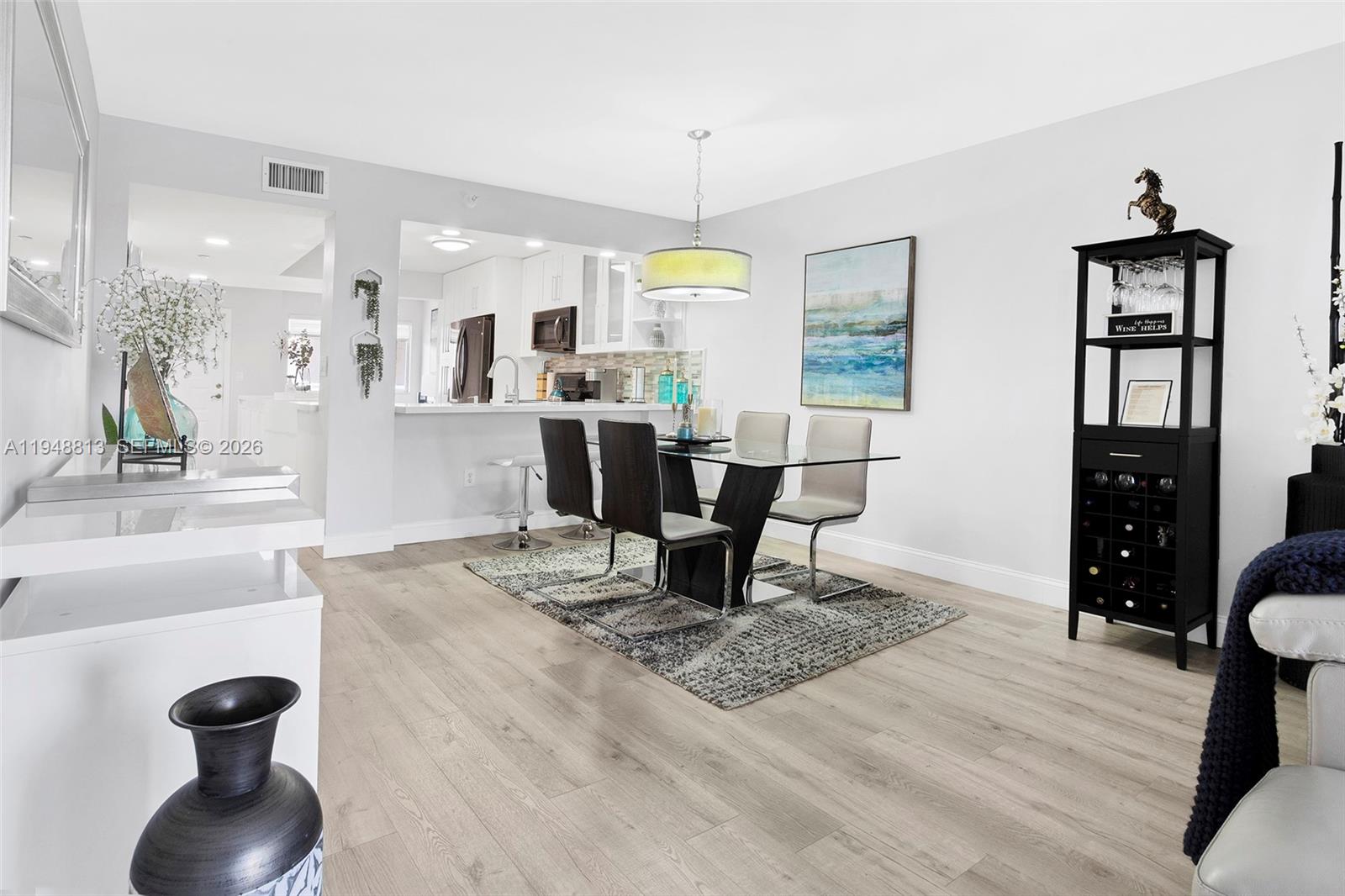 SOUTHAMPTON CONDOMINIUM I - Residential