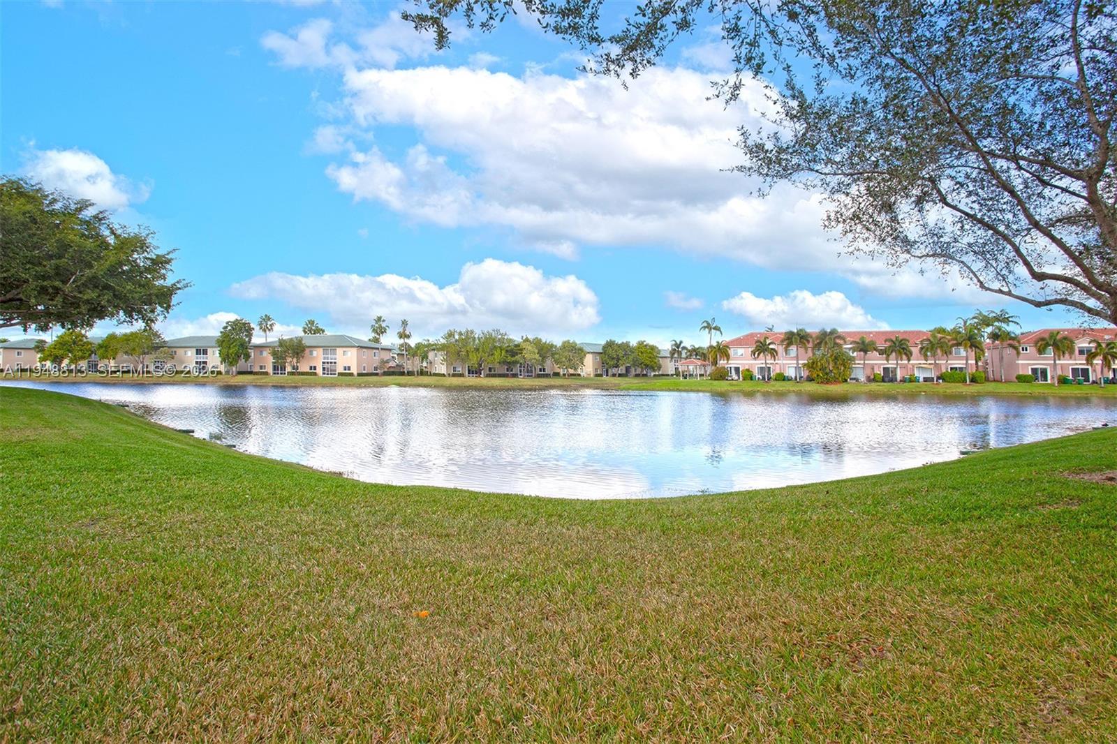 SOUTHAMPTON CONDOMINIUM I - Residential