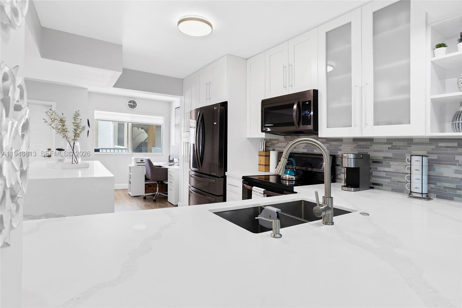 SOUTHAMPTON CONDOMINIUM I - Residential