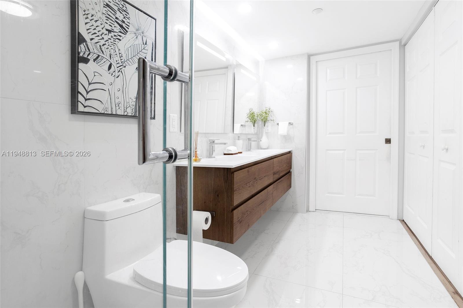 SOUTHAMPTON CONDOMINIUM I - Residential