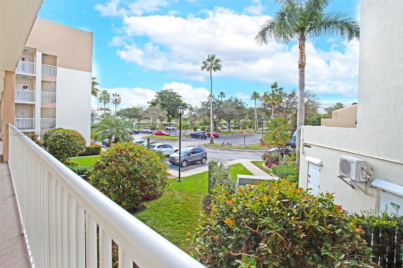 SOUTHAMPTON CONDOMINIUM I - Residential