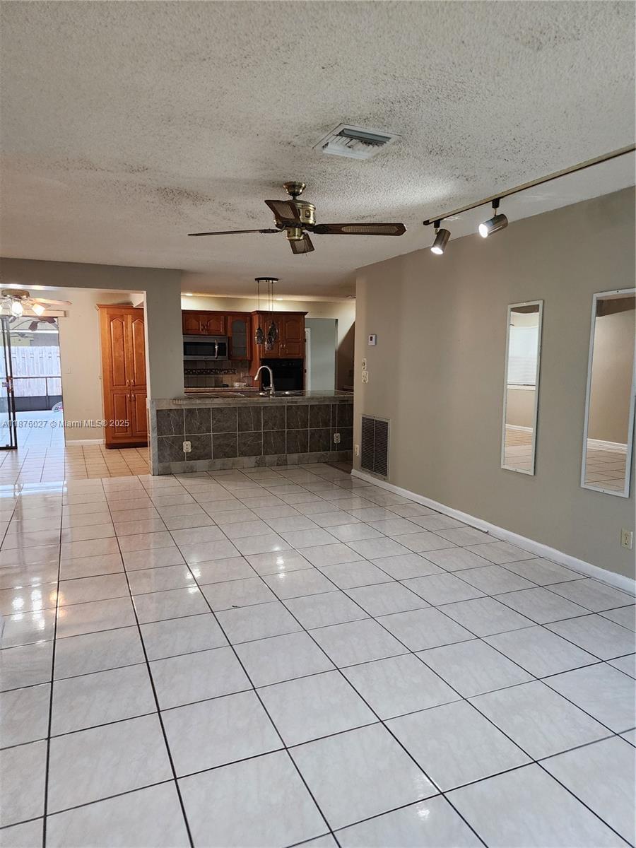 BOULEVARD EAST - Residential Lease
