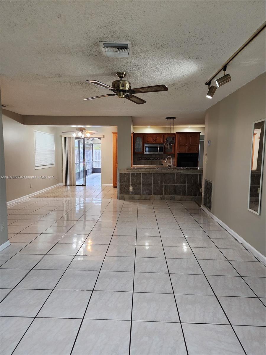 BOULEVARD EAST - Residential Lease