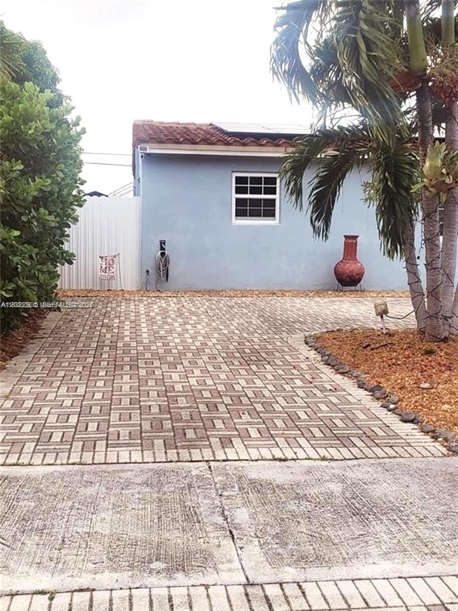 BOULEVARD HEIGHTS SEC 4 - Residential Lease