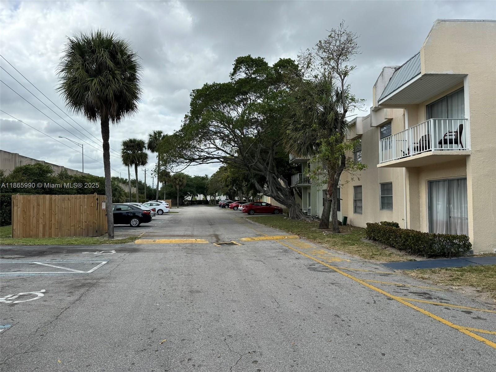 CLEAR LAKE PALMS CONDO - Residential