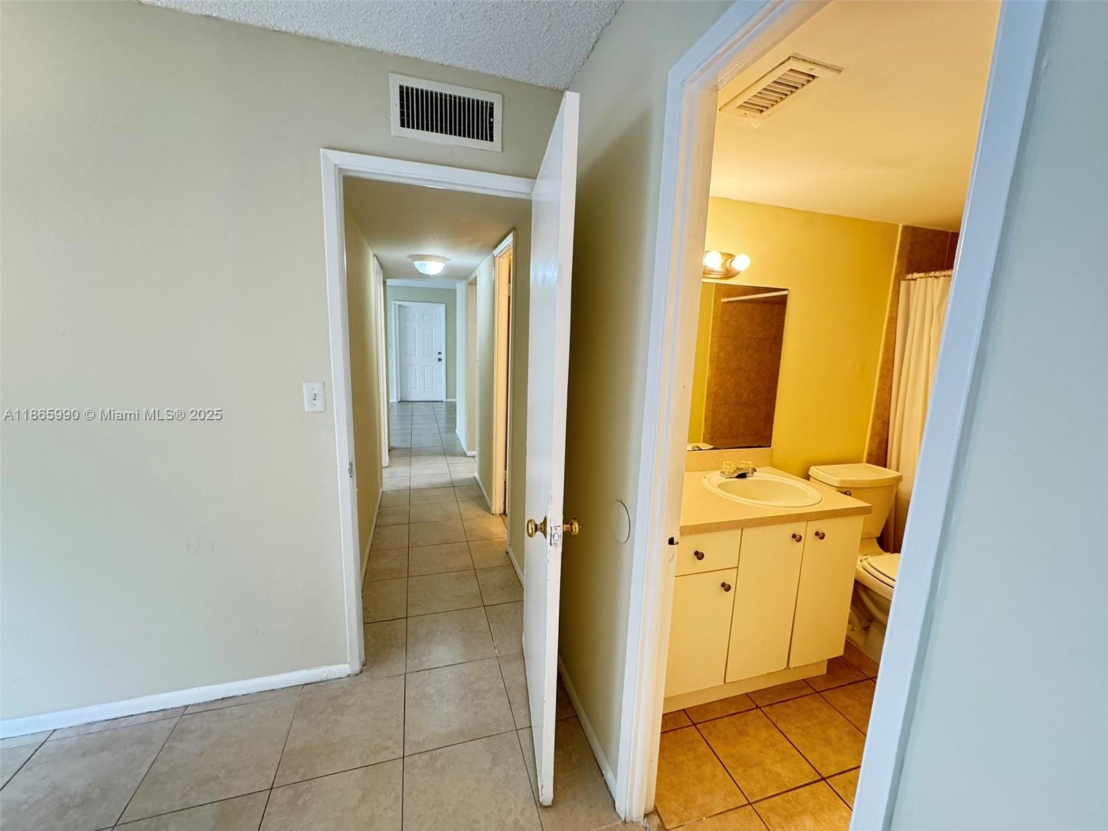 CLEAR LAKE PALMS CONDO - Residential