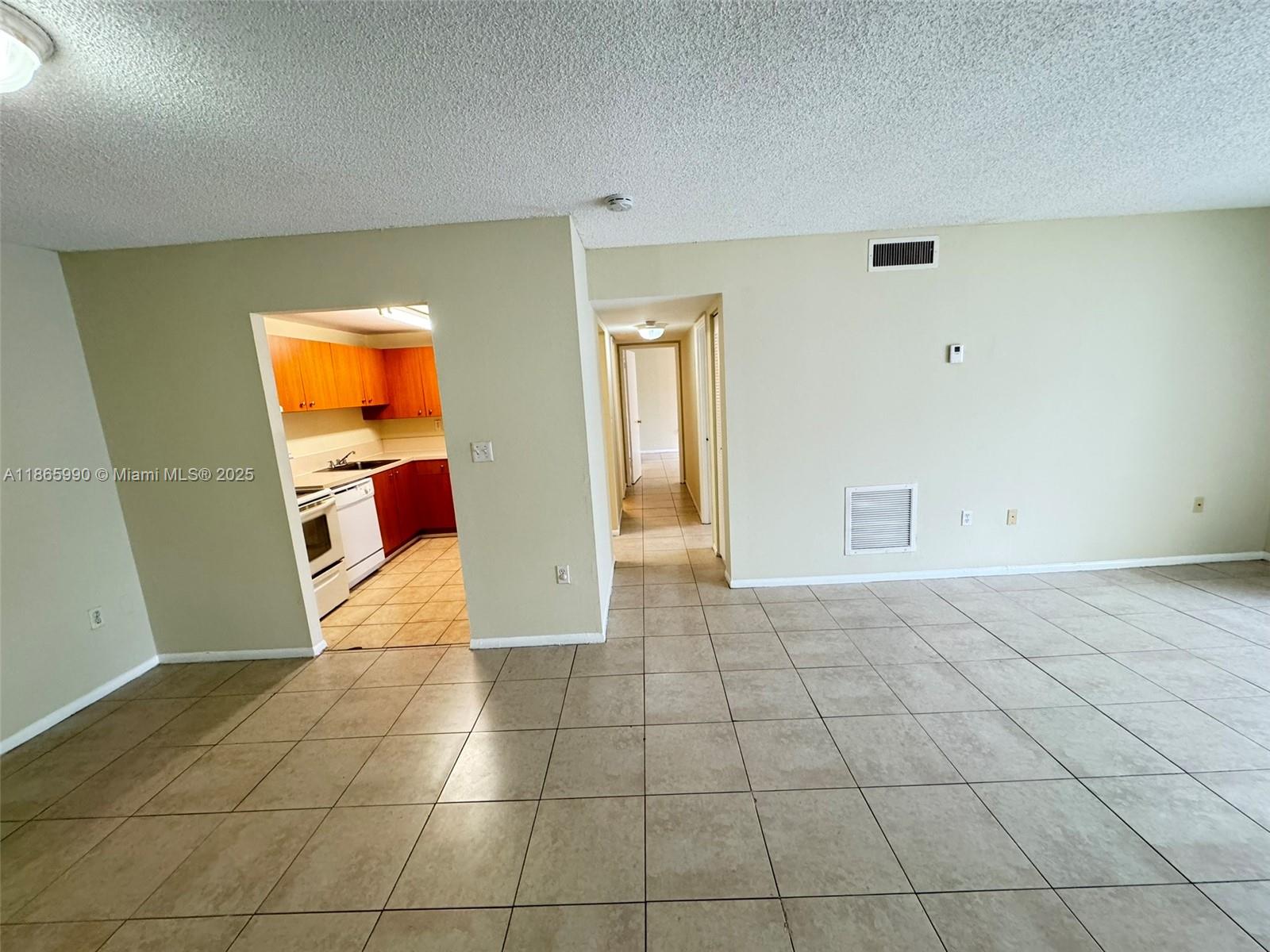 415 Executive Center Dr 203