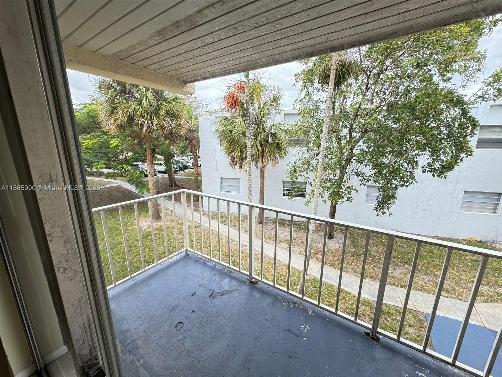 CLEAR LAKE PALMS CONDO - Residential