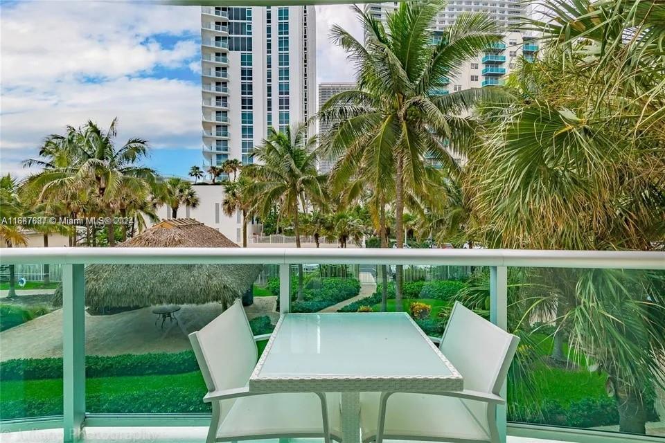 3901 S Ocean Dr 2H