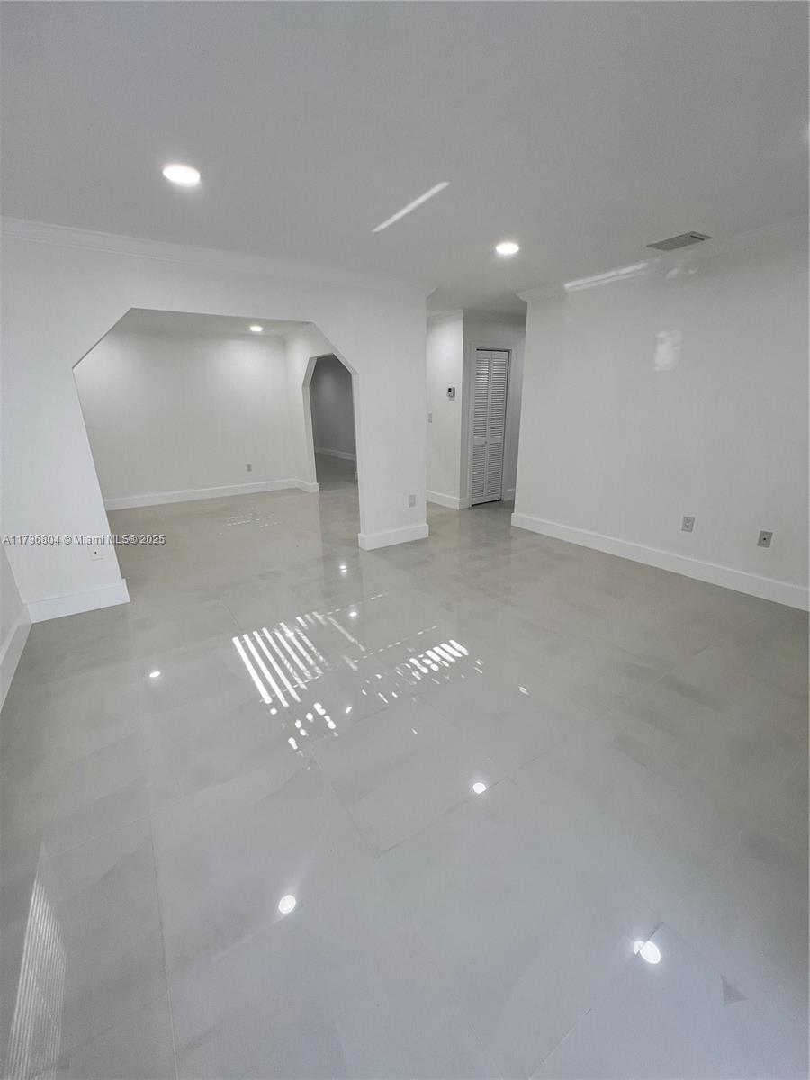 LYNDALE ADDN - Residential Lease