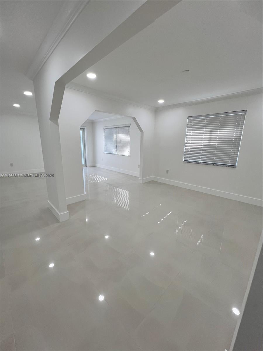 LYNDALE ADDN - Residential Lease
