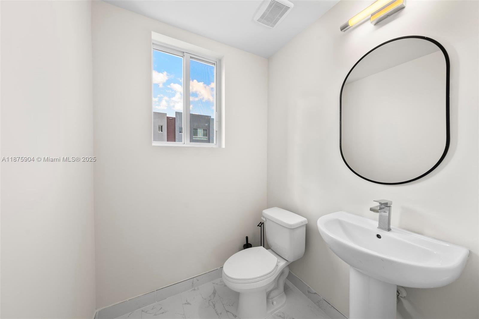 RIVERWOOD - Residential Lease