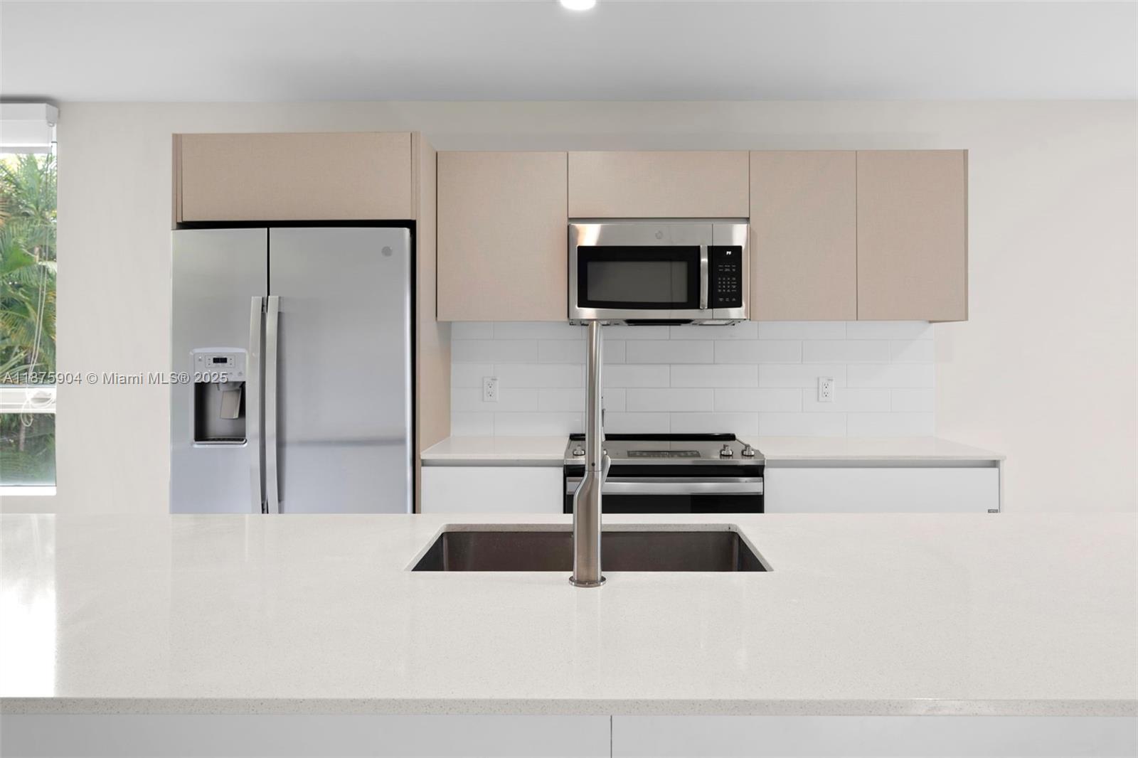 RIVERWOOD - Residential Lease