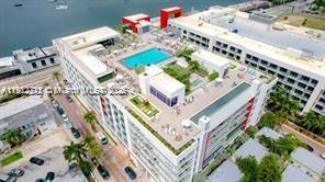 Costa Hiollywood - Residential