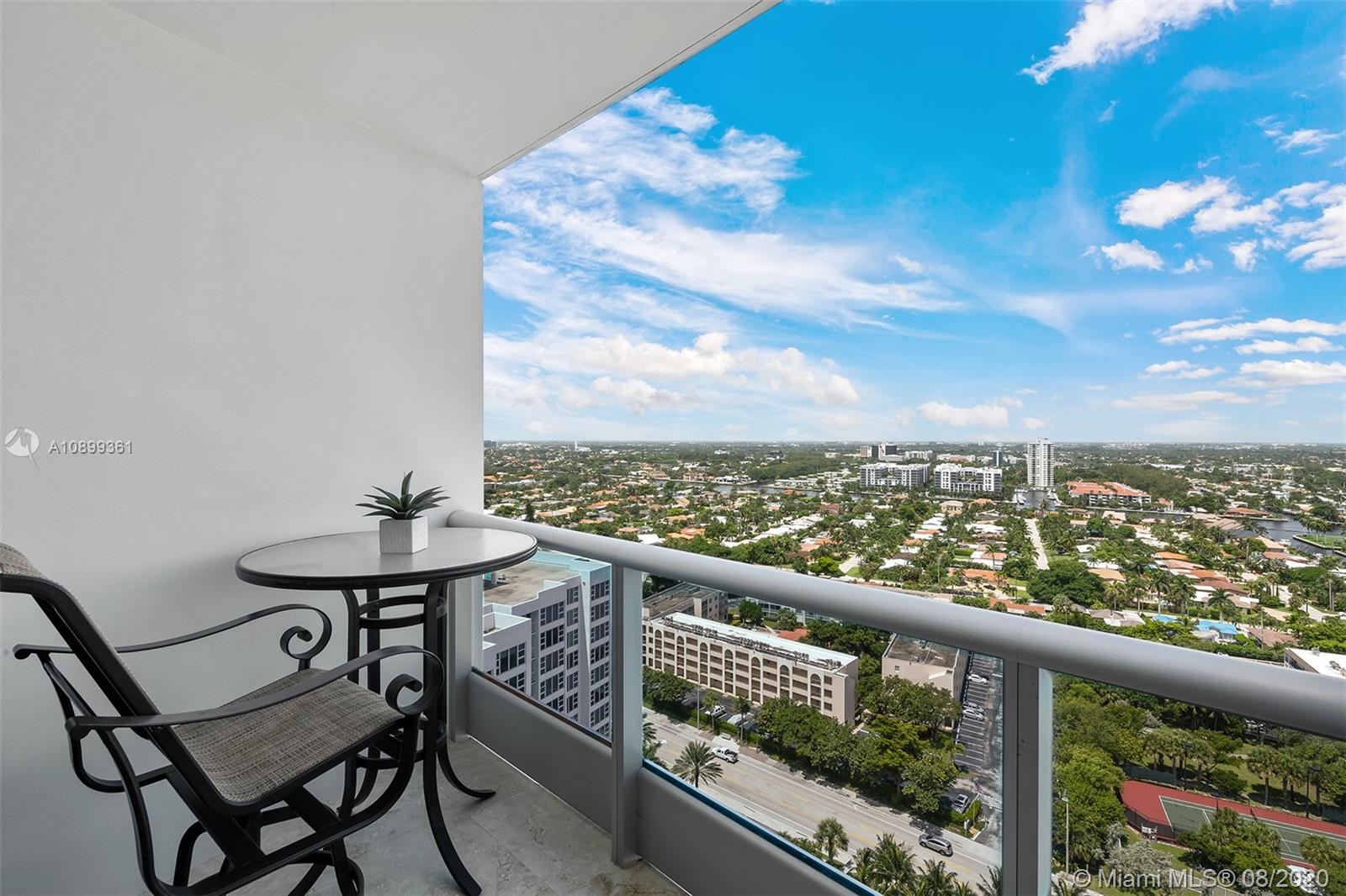 AQUAZUL - Residential