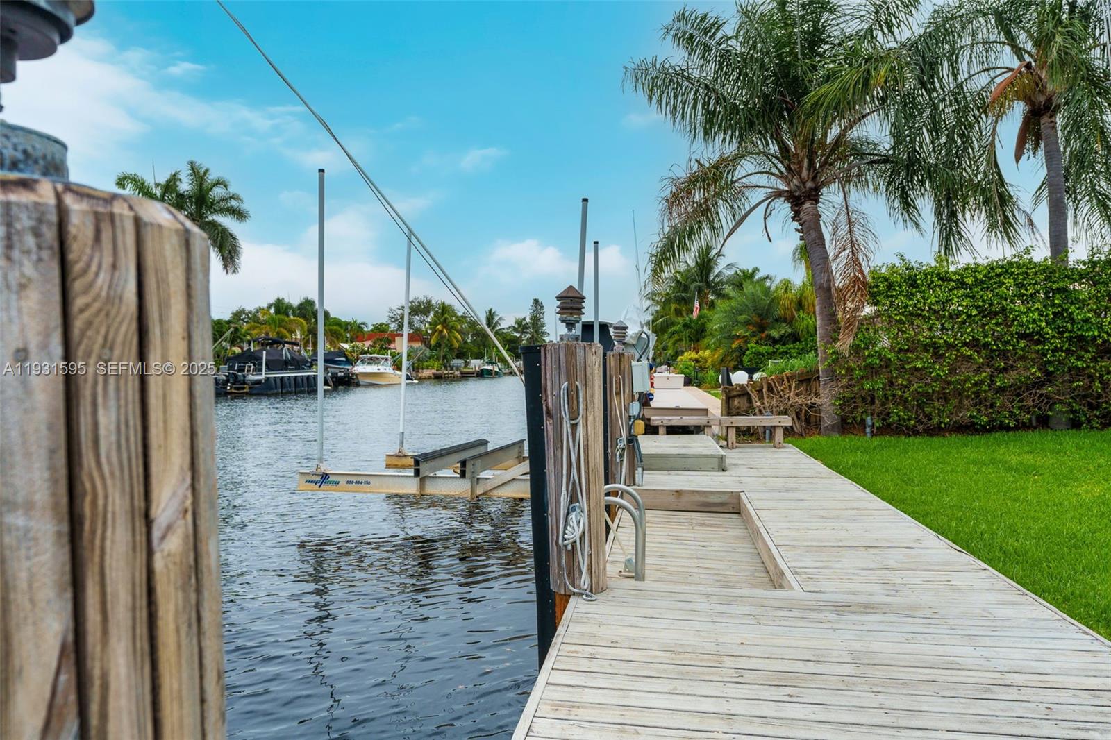 LAUDER GATE ISLES - Residential Lease