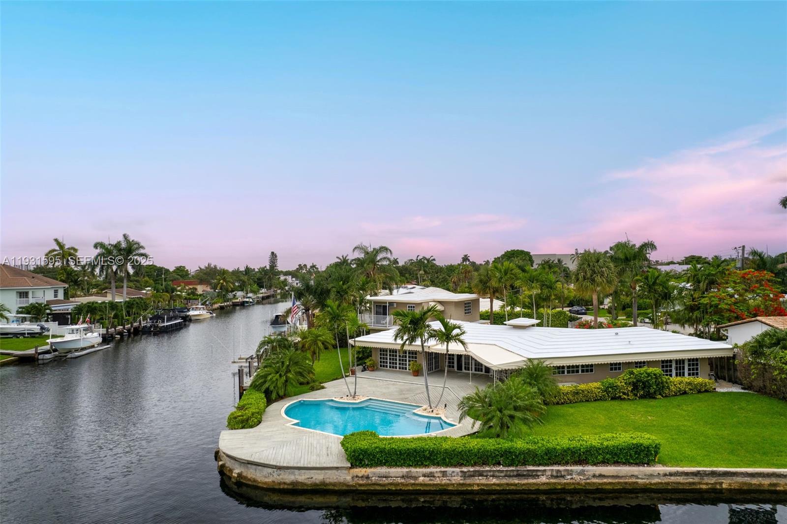 LAUDER GATE ISLES - Residential Lease