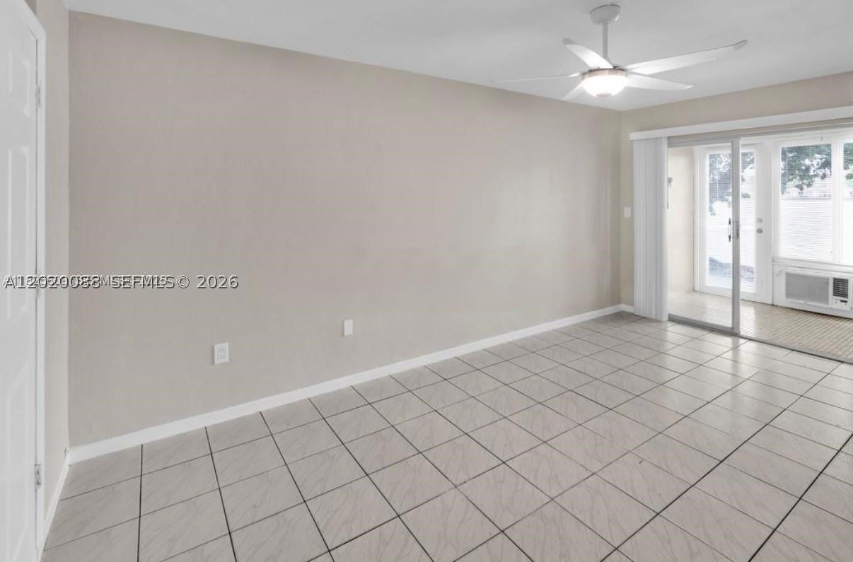 18801 NE 2nd Ave 1006