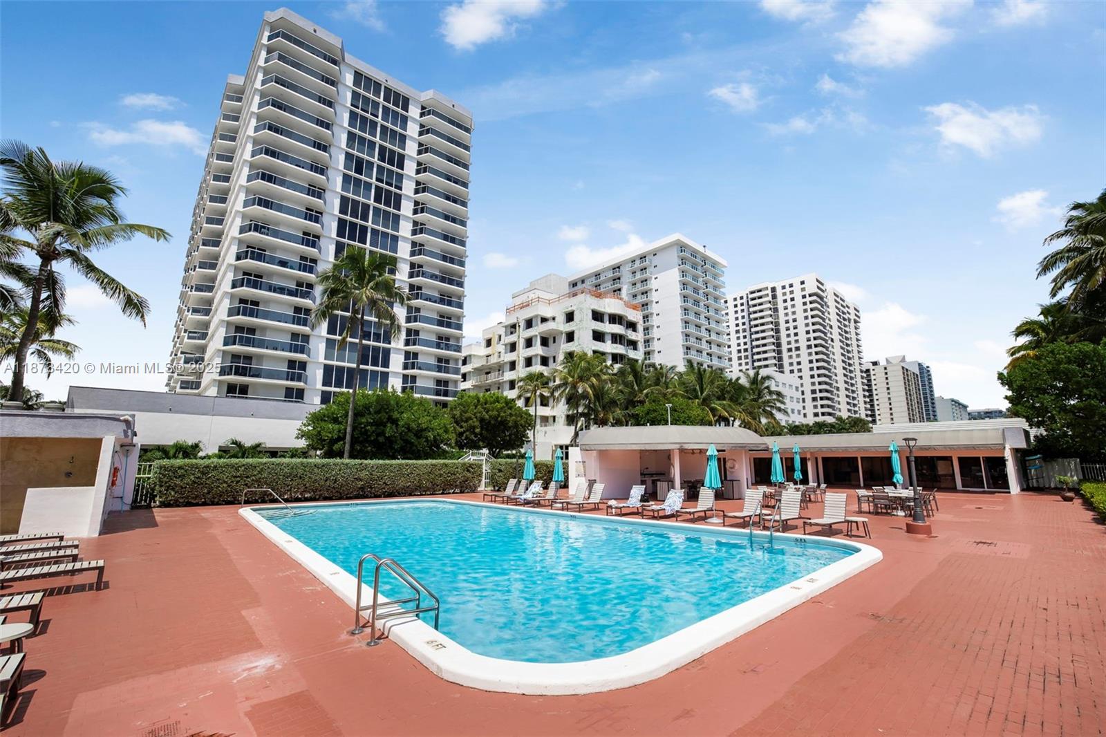 THE RIVIERA CONDO - Residential