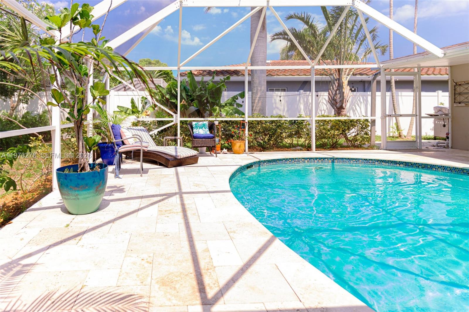 FLORESTA ESTATES 2ND SEC - Residential Lease