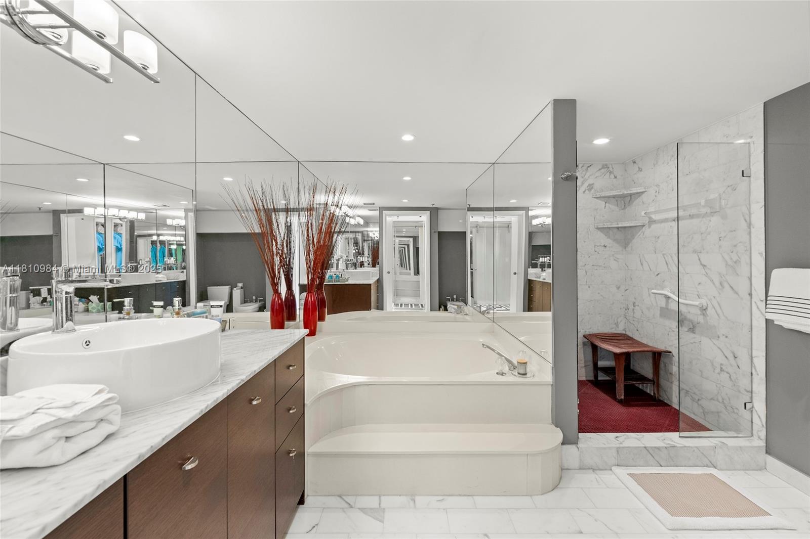 NINE ISLAND AVENUE CONDO - Residential