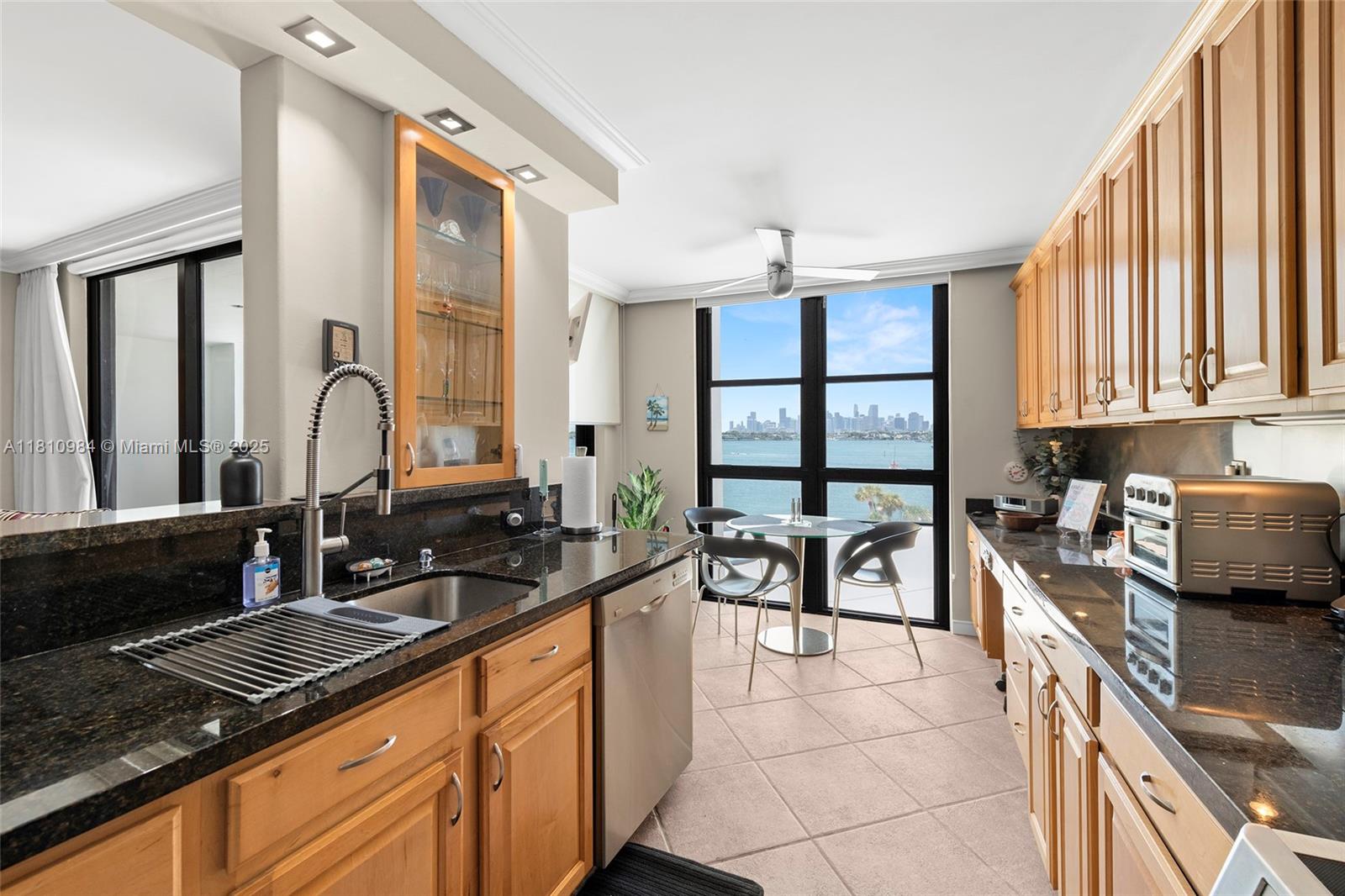NINE ISLAND AVENUE CONDO - Residential