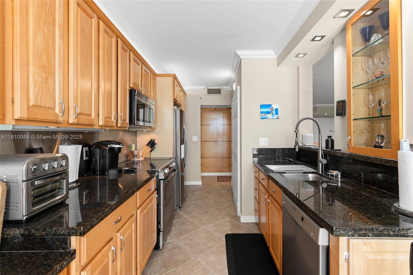 NINE ISLAND AVENUE CONDO - Residential