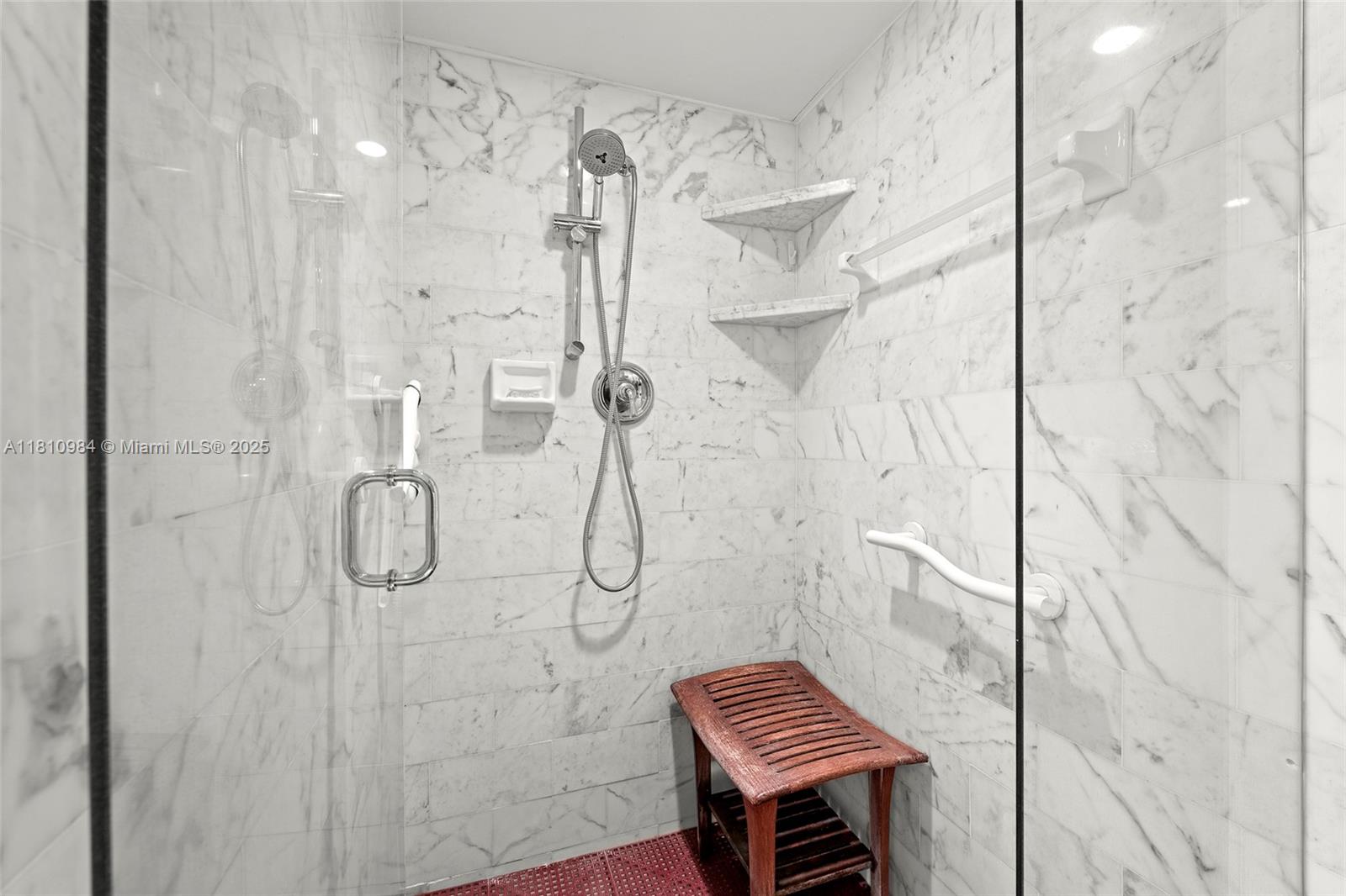 NINE ISLAND AVENUE CONDO - Residential