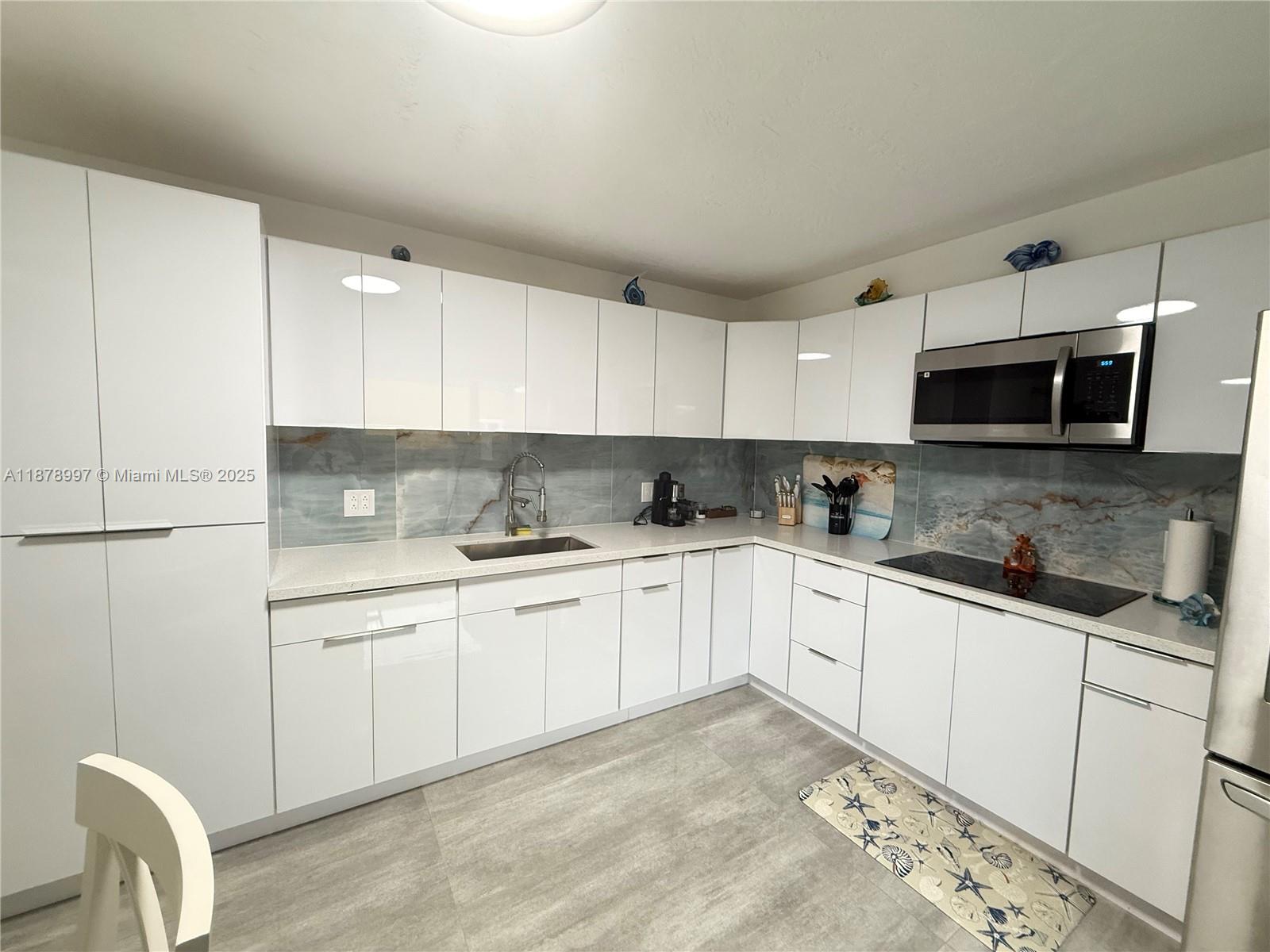 LARGO SOUND PARK - Residential