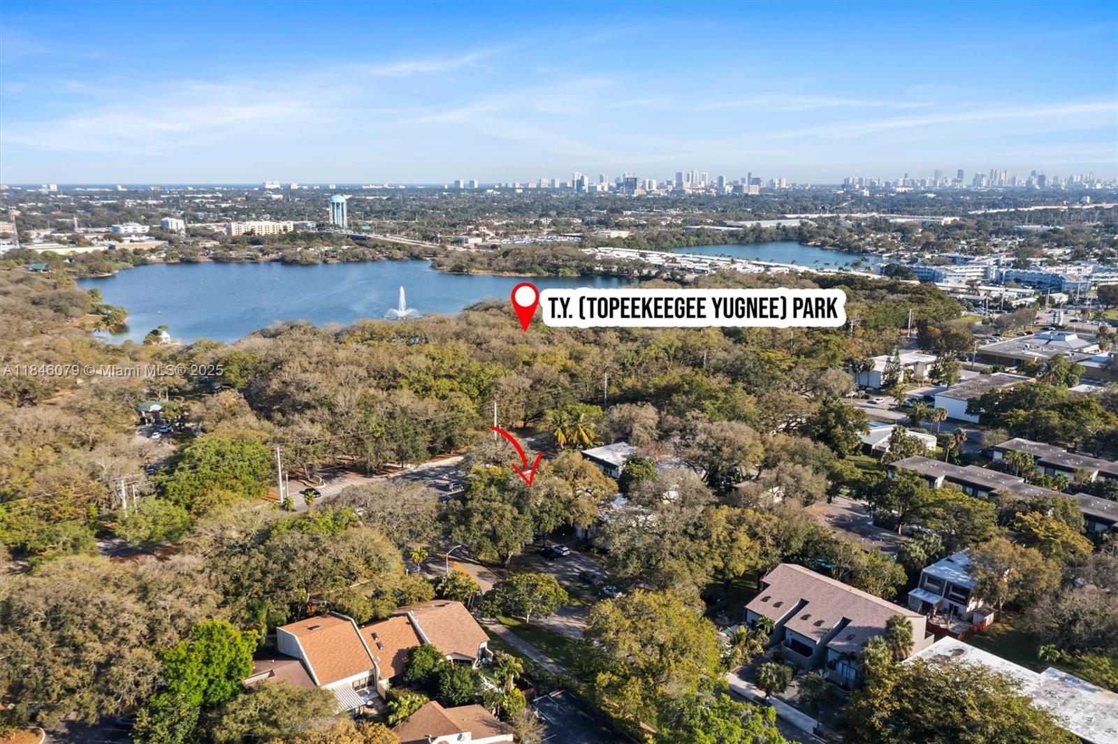 HOLLYWOOD GARDENS CONDOMI - Residential