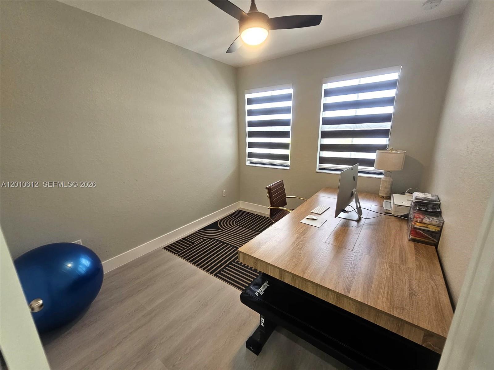 PINE ISLE - Residential