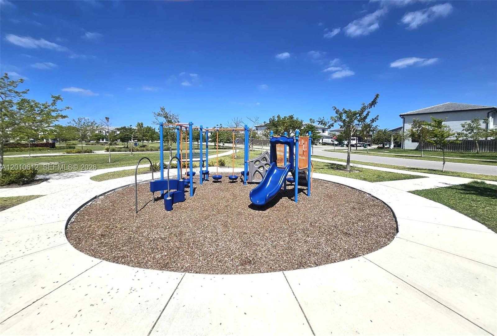 PINE ISLE - Residential