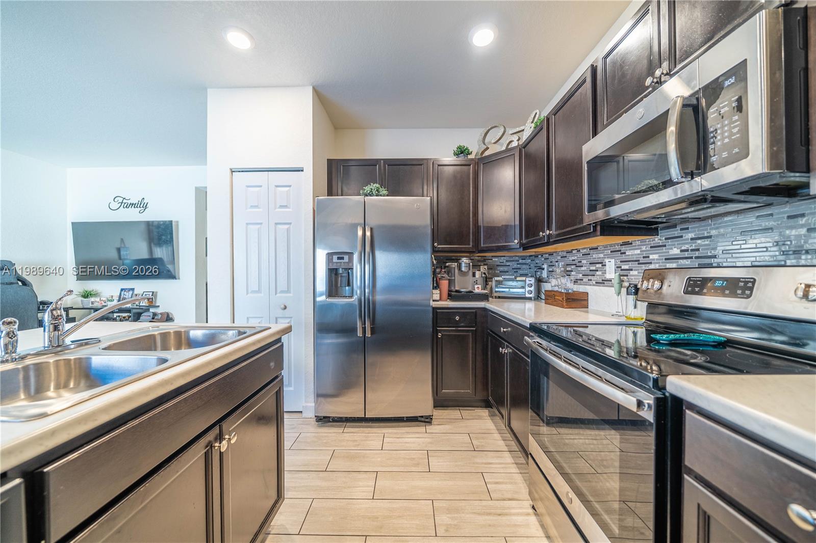 AQUABELLA SECTION TWO - Residential