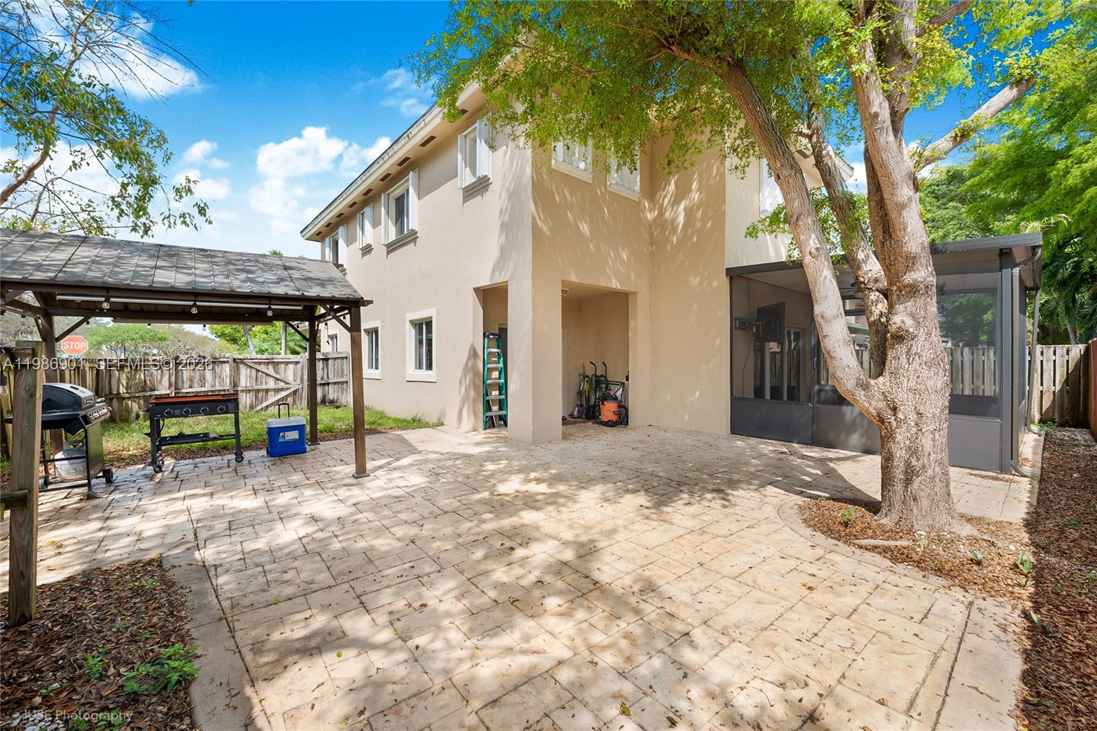 EMILIOS PLACE AT OASIS - Residential