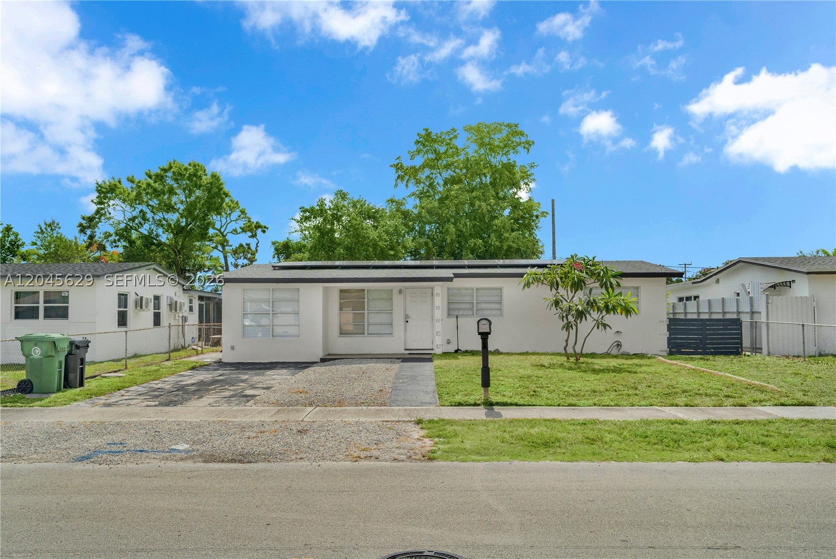 1016 SW 22nd Ter