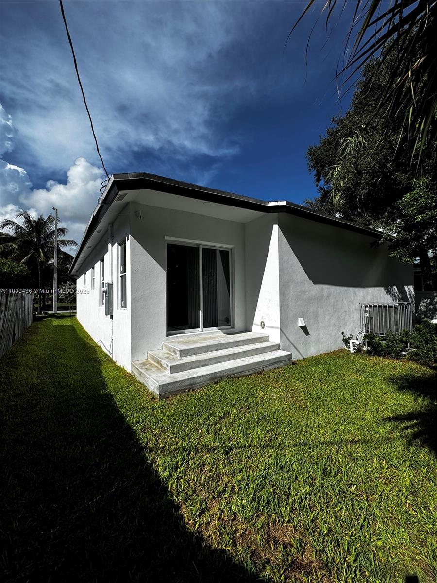 FRANKLIN PARK - Residential Lease