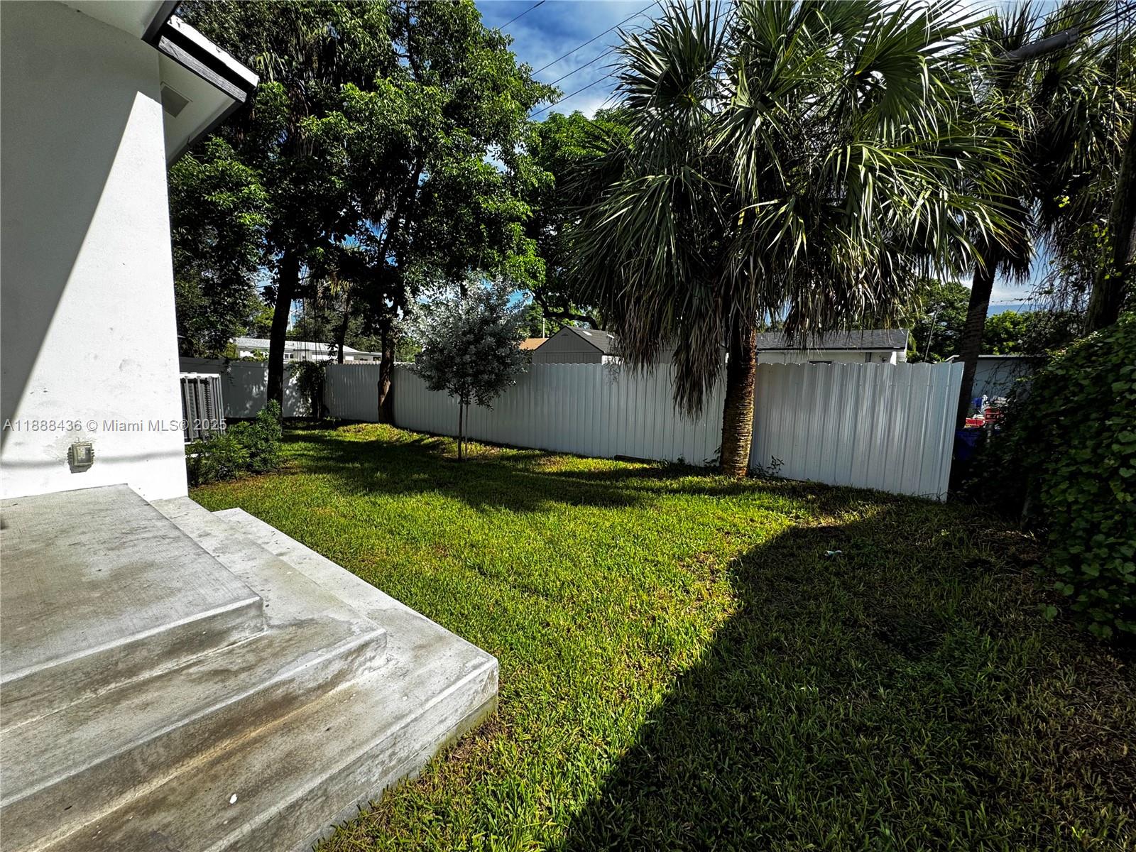 FRANKLIN PARK - Residential Lease