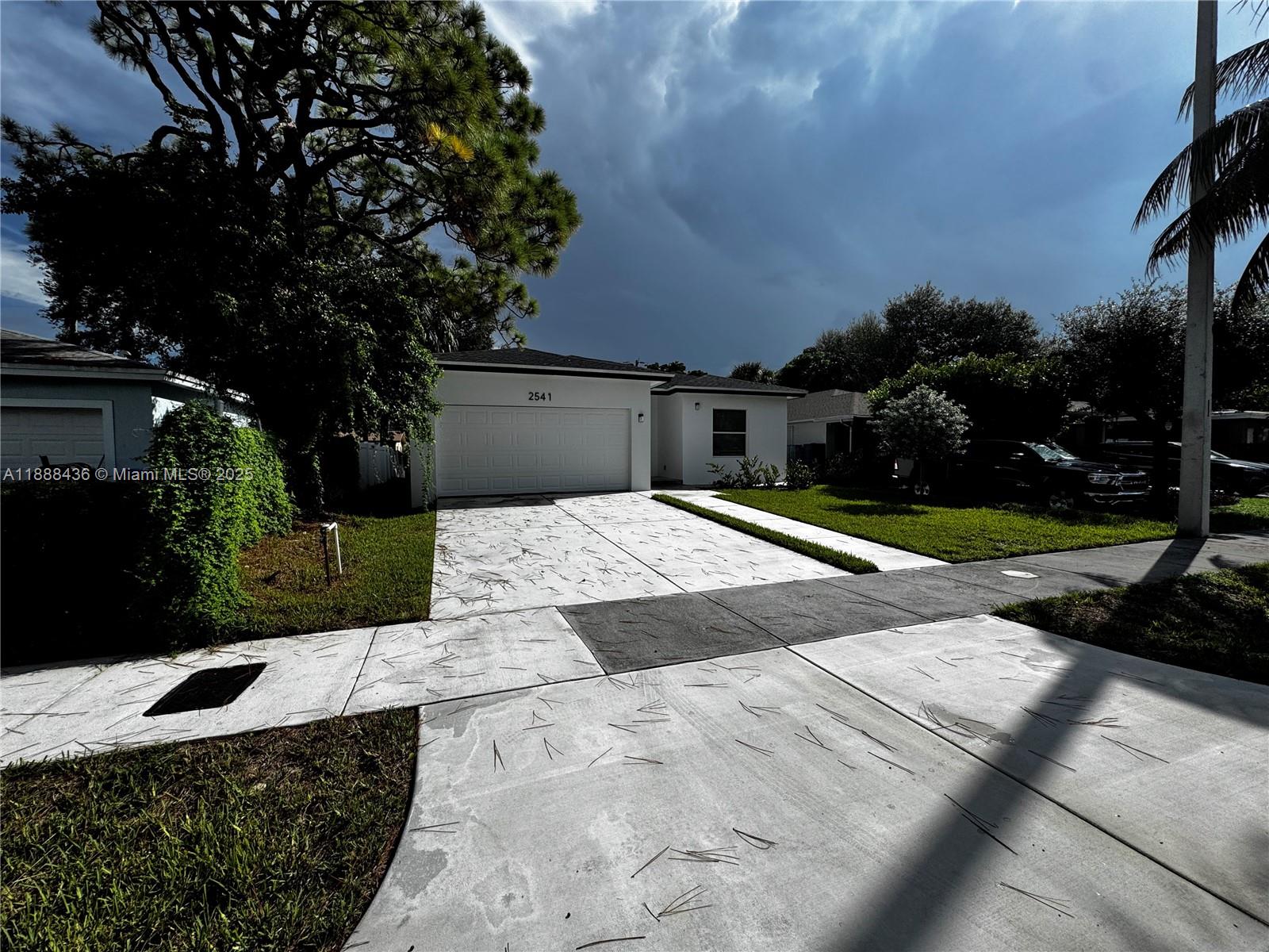 FRANKLIN PARK - Residential Lease