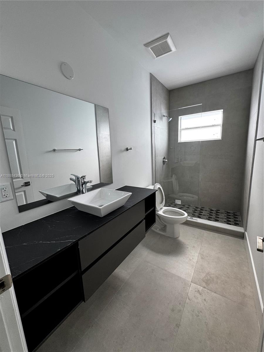 FRANKLIN PARK - Residential Lease