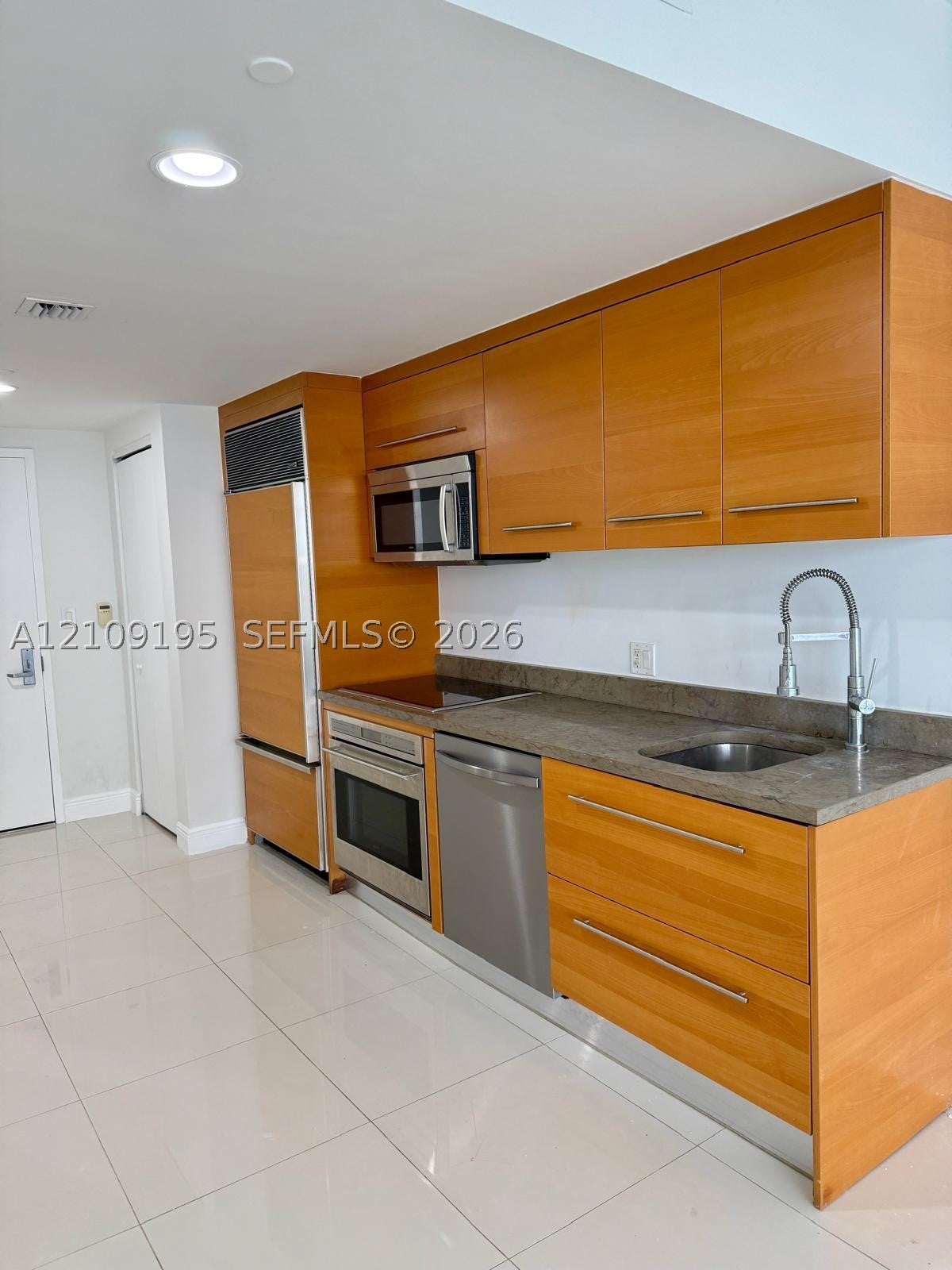495 Brickell Ave 4408