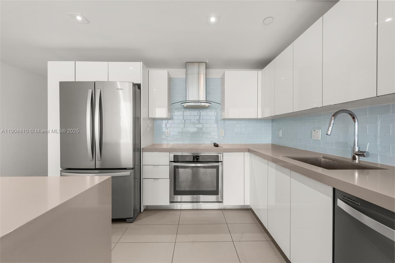 1600 NE 1st Ave 3016