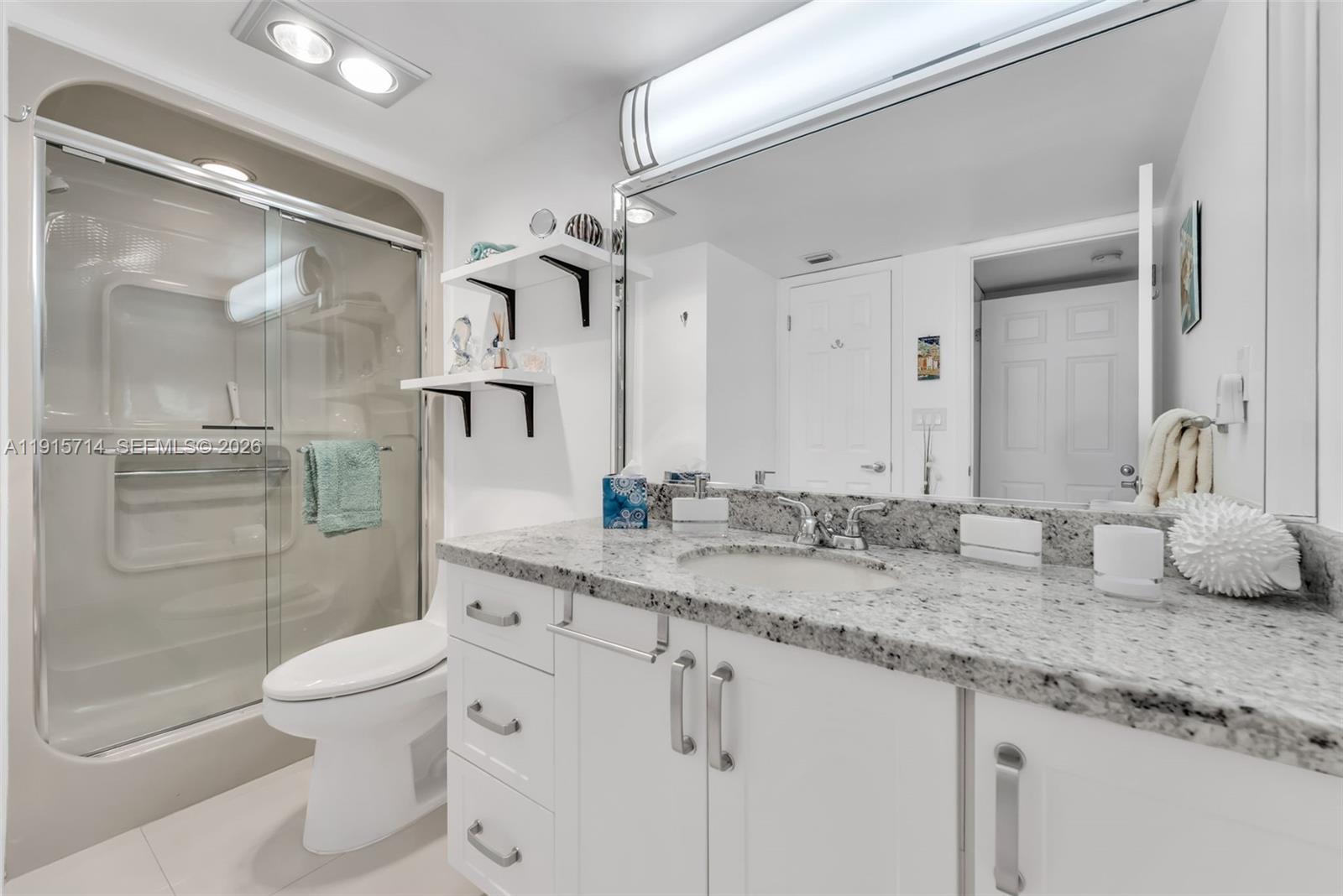 ANCHOR BAY CLUB CONDO - Residential