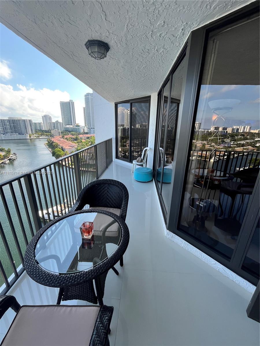 ANCHOR BAY CLUB CONDO - Residential